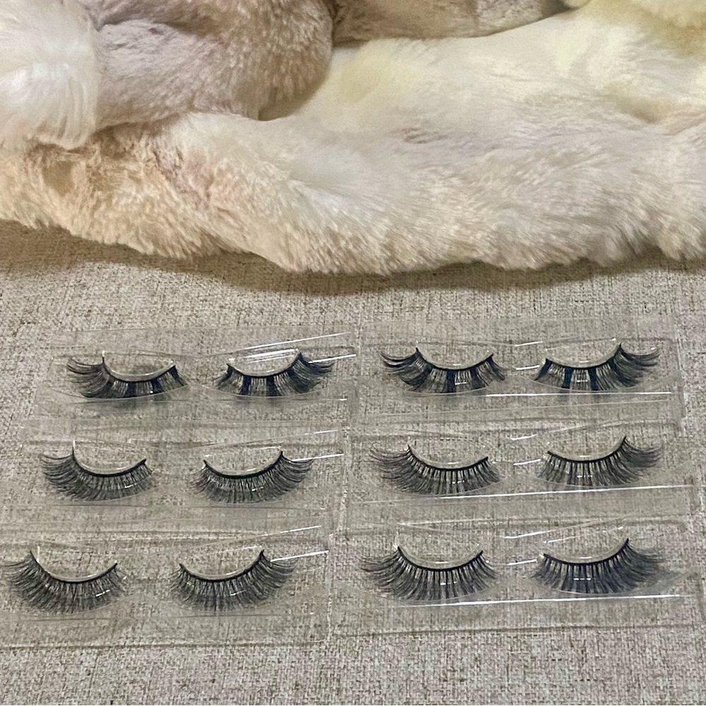Luxurious Black False Eyelashes